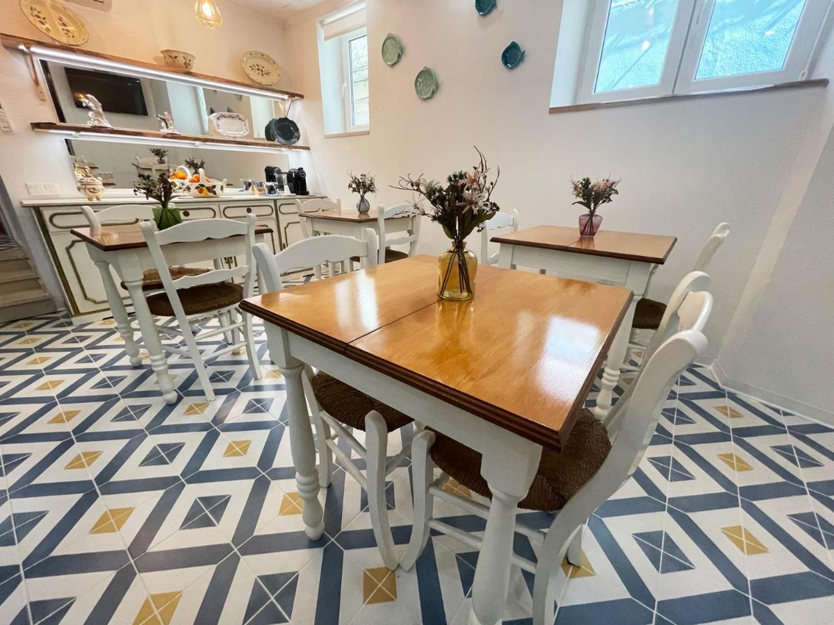 Baia Do Mundo Bed & Breakfast Сетубал Екстериор снимка